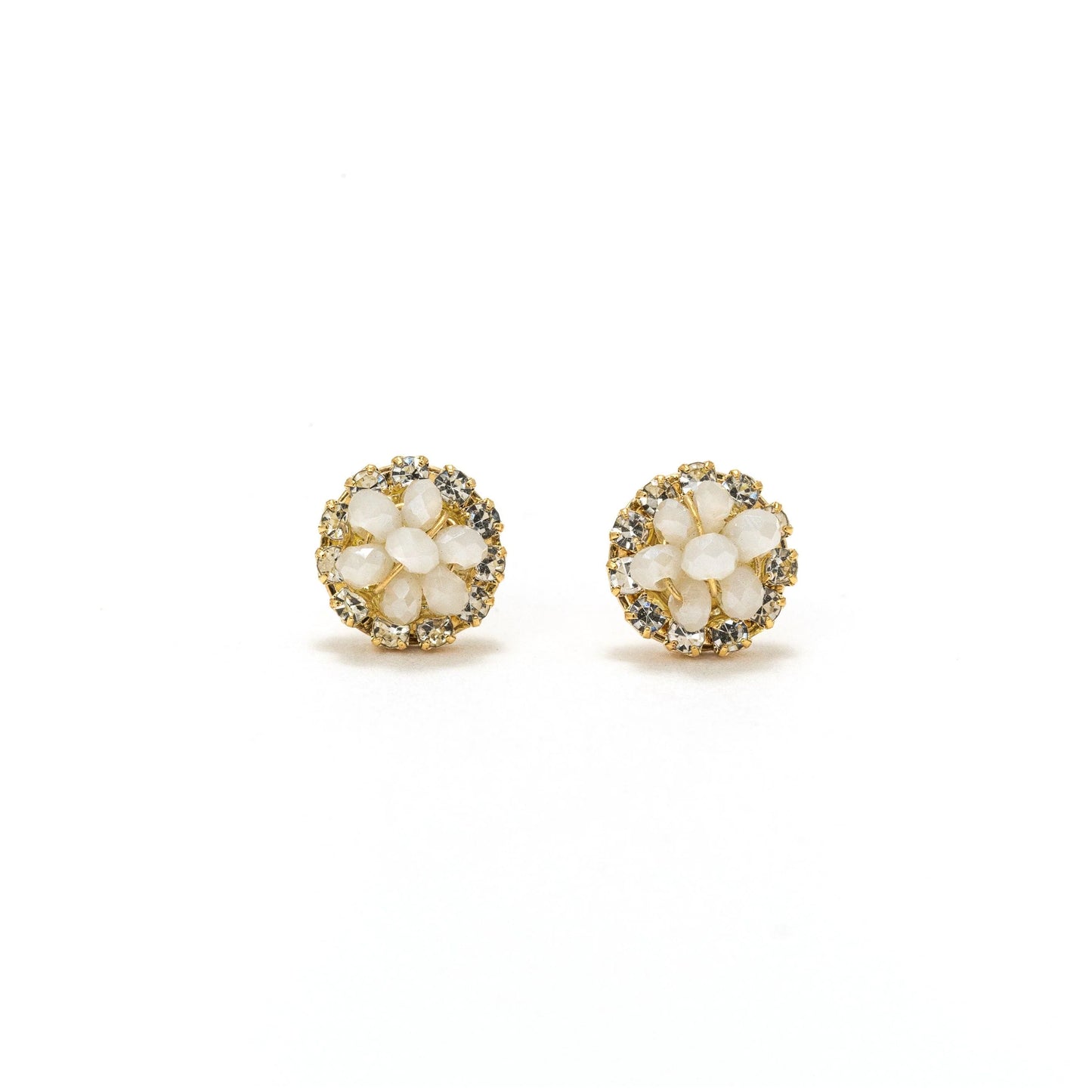 Earrings- Creme Poppy Stud