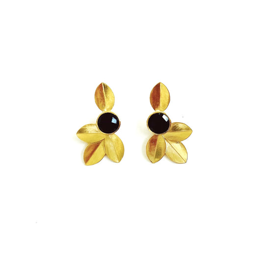 Load image into Gallery viewer, Earring- The Black and Gold Flower

